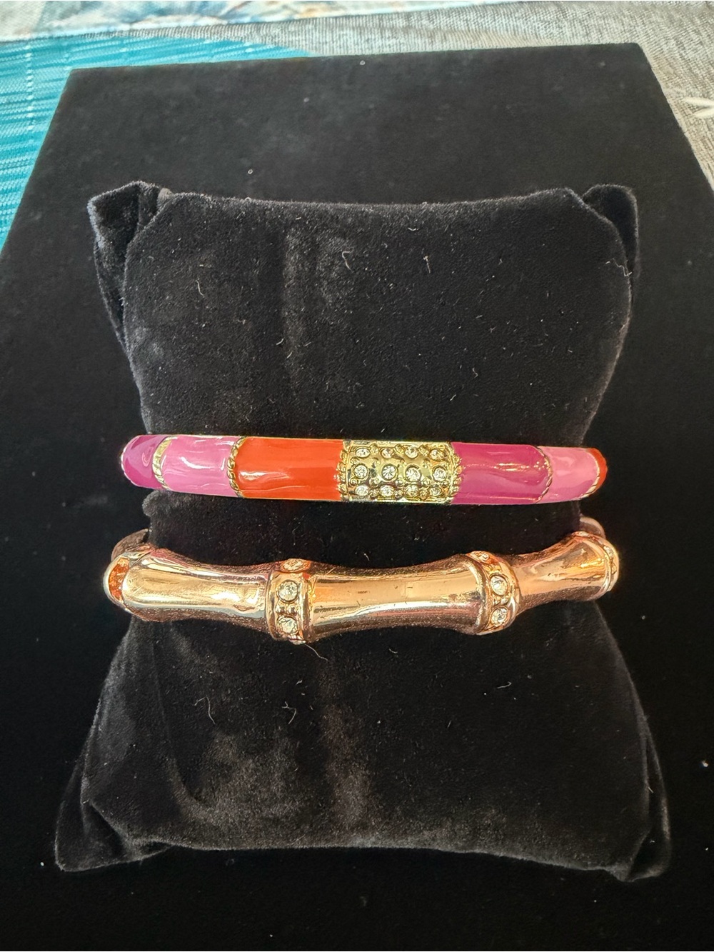 Tommy Bahama Bangle Bracelets Set of 2